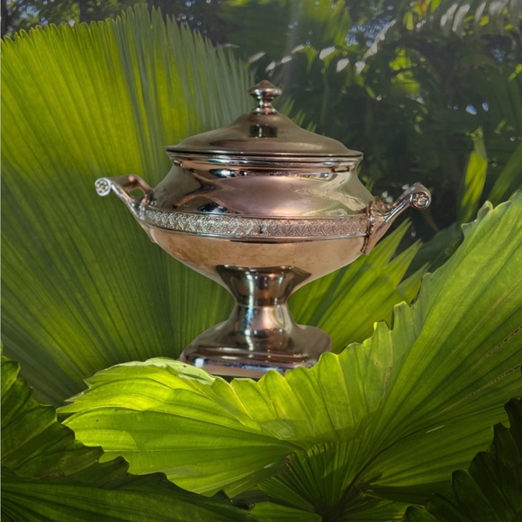 Vintage Manning-Bowman and Company MB Means Best Sugar Bowl with Lid - Picture 4 of 16